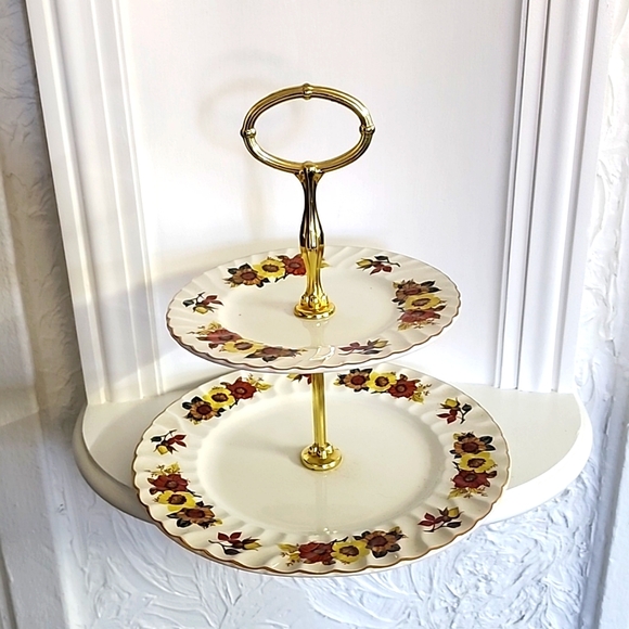 2-Tiered Serving Tray - staffordshire H.Aynsley & Co. Ltd England. Great find - Picture 1 of 7